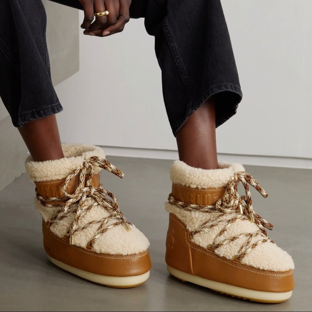 ❌Sold❌ Chloé x Moon boot Shearling-Trim Ankle Boot